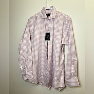 Forsyth of Canada Tailored Fit Spread Collar Non-Iron Dress Shirt